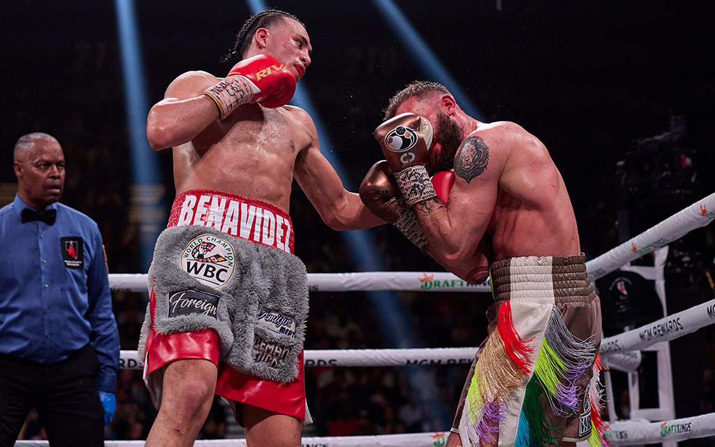 David Benavidez, left, had the crowd on his side Saturday at the MGM Grand Garden Arena, where he defeated Caleb Plant via unanimous decision. (Photo by Esther Lin/SHOWTIME)