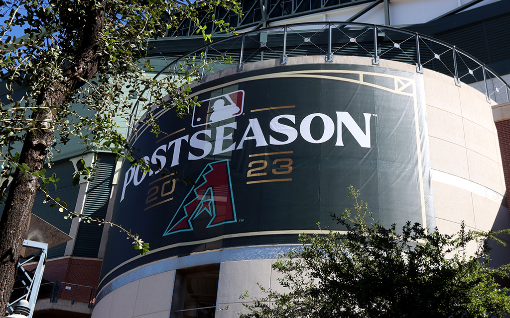 Downtown Phoenix will host Game 4 of the World Series between the Arizona Diamondbacks and the Texas Rangers, along with a Phoenix Suns basketball game Tuesday. It’s also Halloween. (Photo by Hunter Fore/Cronkite News)