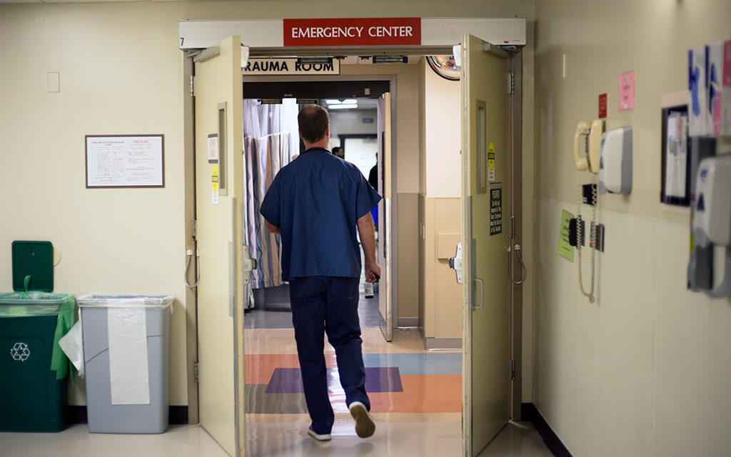A view into the emergency room at Banner-University Medical Center Phoenix. (File photo by Johanna Huckeba/Cronkite News)