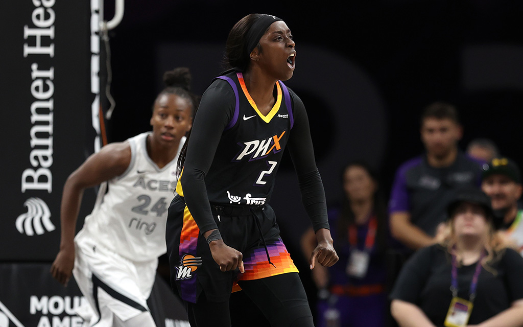 Kahleah Copper celebrates in a game against the Las Vegas Aces.